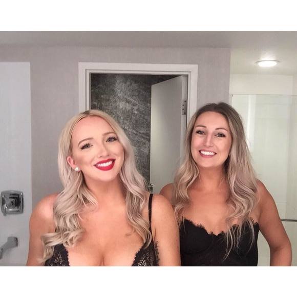 Meet your Posher, Renee - Picture 1 of 1